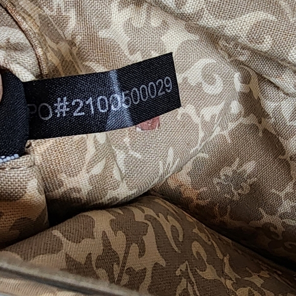 Hobo International Vintage Lauren Double Kiss Lock Clutch /Wallet - Picture 13 of 16